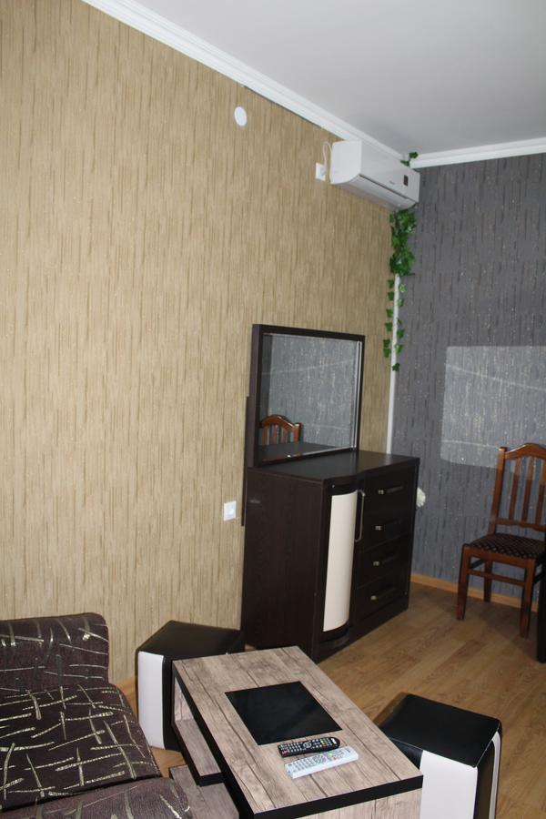 Hotel Elegant Tbilisi Bagian luar foto